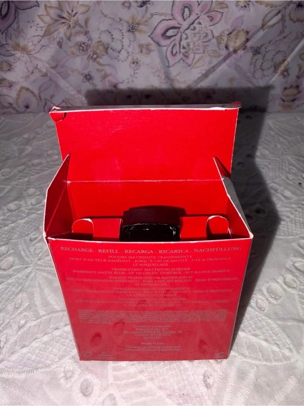 Christian Louboutin Teint Fétiche Powder Compact in Unique with Red Box